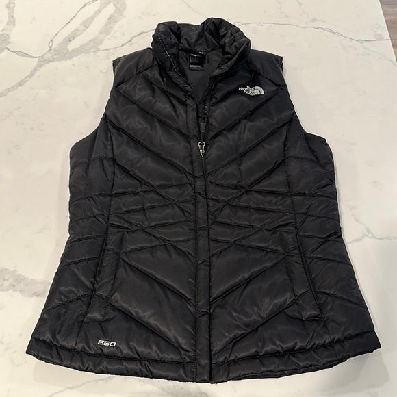 The North Face down vest - Picture 1 of 6
